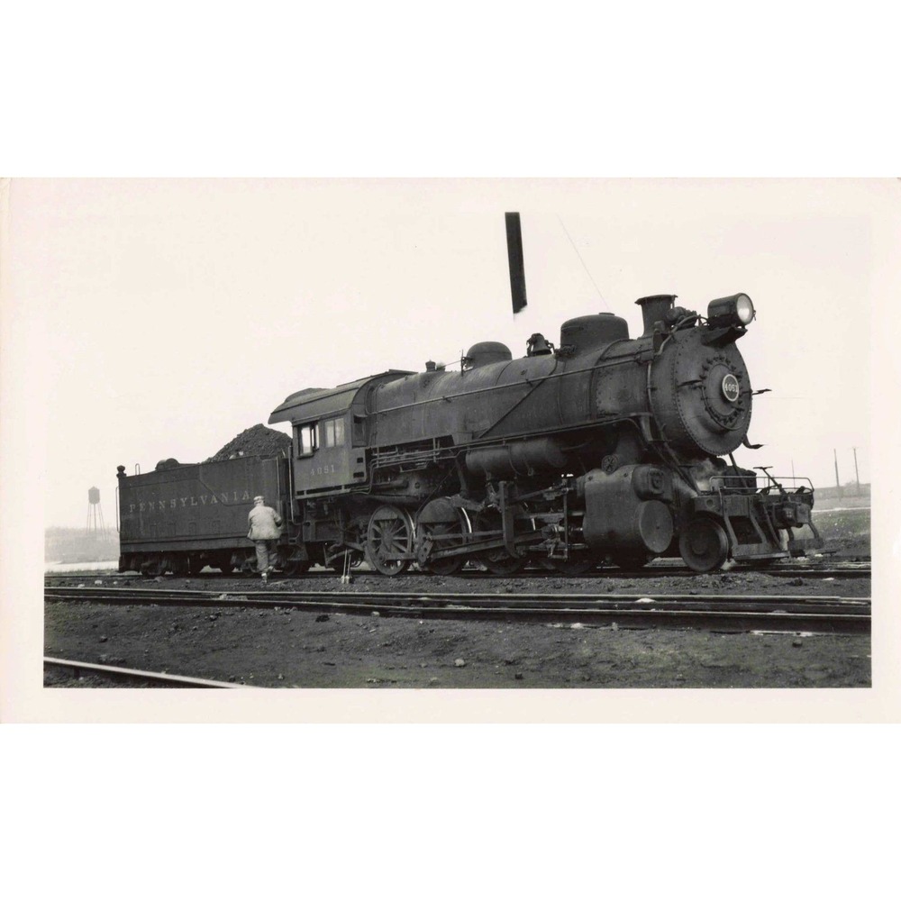 PRR Pennsylvania Railroad 2-8-0 #4051 Steam Locomotive Photo Wilmington DE 1948